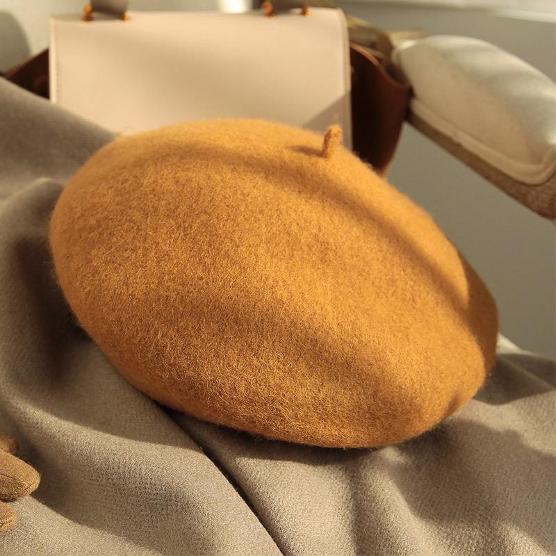New hat autumn and winter trend women's beret monochrome high-quality warm painter hat spot