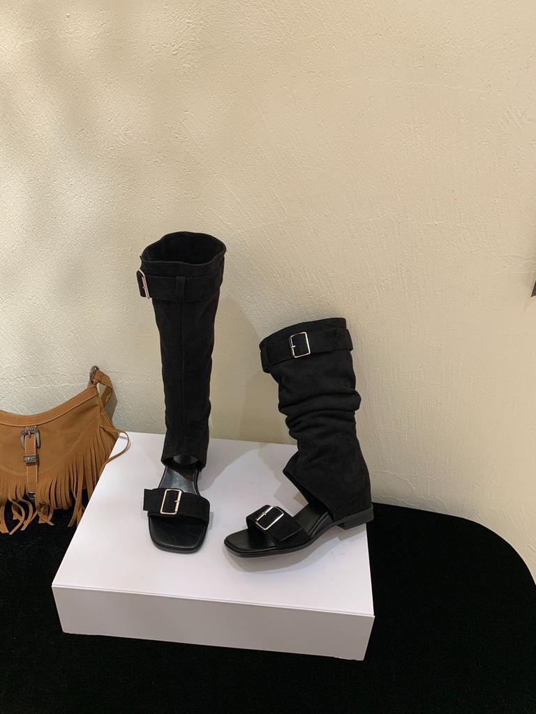 Simple Design One-word Buckle Cool Slippers Women's 2025 Summer New Outer Wear Skirt Folds Inner Middle Heel Cool Boots