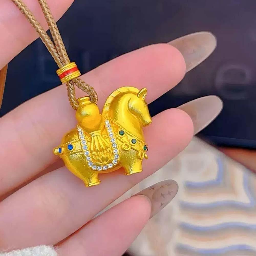 Luxury Zodiac Horse Necklace Rhinestone Golden Horse Pendant New Year Blessing