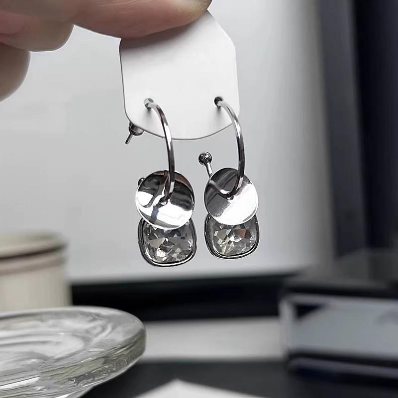 Bow Flower Zircon Stud Earrings Female Sweet High-End Temperament Design Earrings Niche Light Luxury Earrings