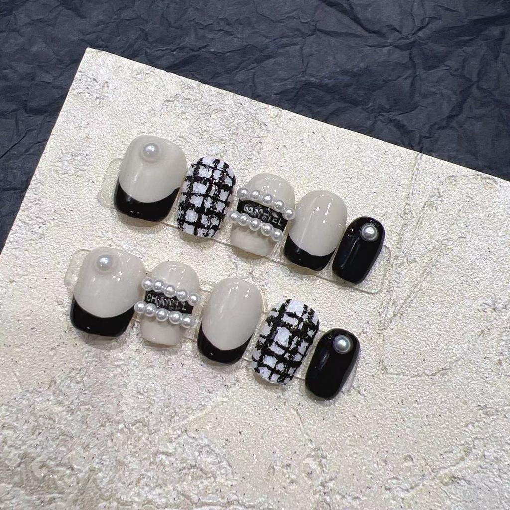 Wearing Nail Handmade Manicure Finished Fake Nail Patch Japanese Xiaoxiangfeng Black Edge French Hand-painted Gypsum Line