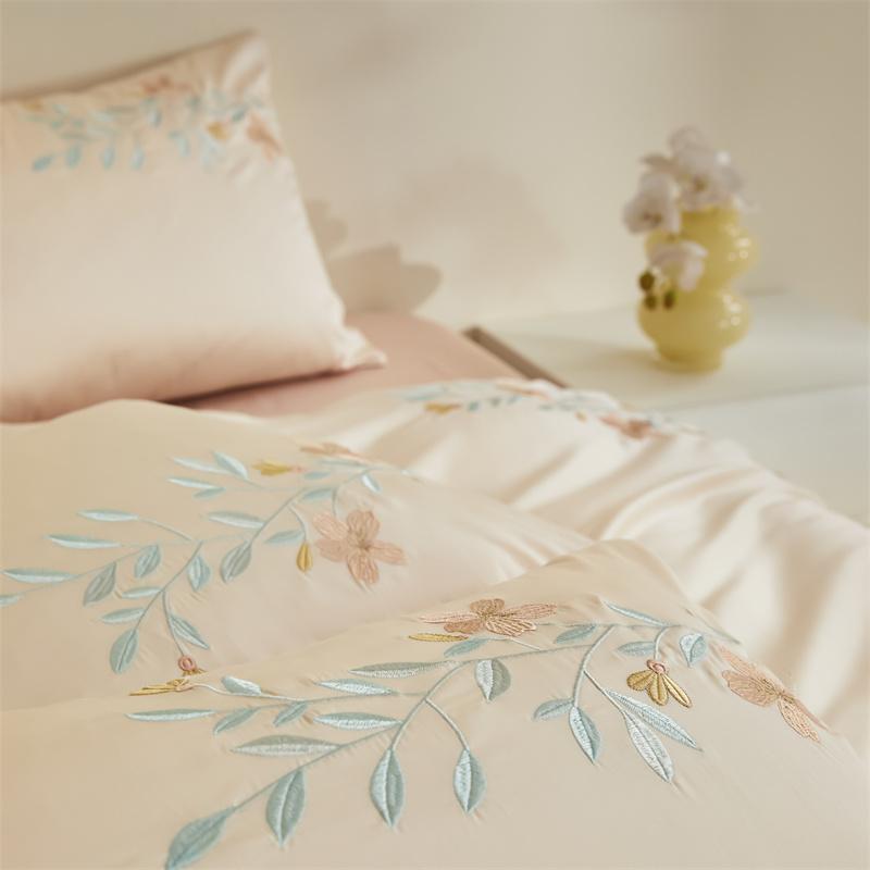 Sleep Grid 100% Cotton Embroidered Four Piece Set - Fur Flower Series