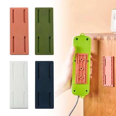 Selbstklebender Steckdosenleisten-Fixator Wandmontierter Steckdosenhalter für Zuhause und Büro Fixierer Stanzenfreier Steckdosen-Organizer