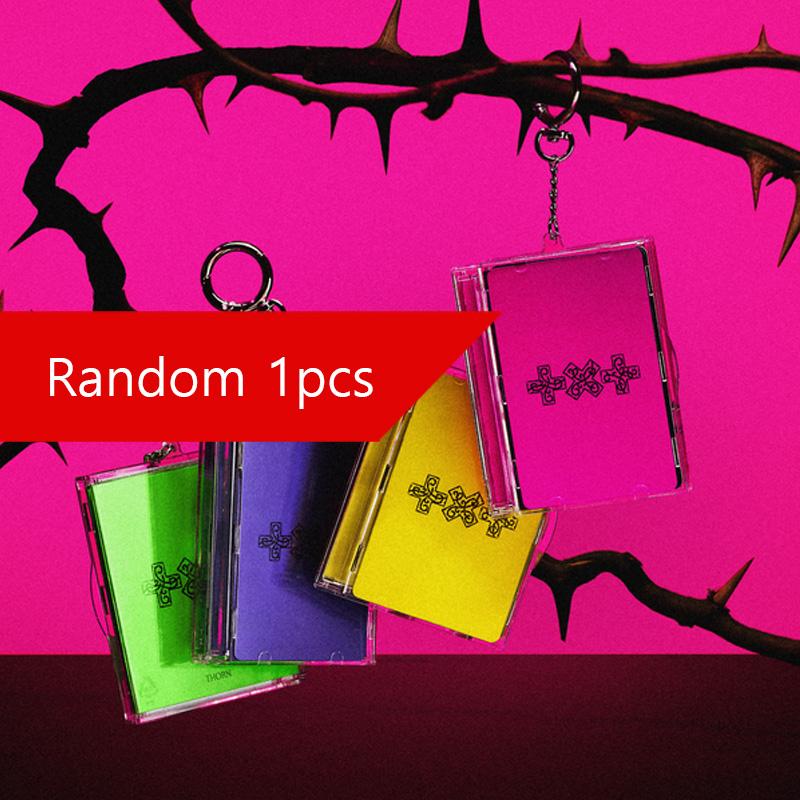 

[PRE ORDER] TOMORROW X TOGETHER – 7TH YEAR When the Wind Paused in the Thorn Bush (Photocard Case Ver.) RANDOM 1PCS