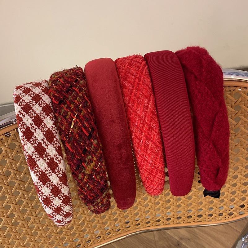 Elegant Velvet Red Holiday Headband for Women – Perfect for Autumn, Winter, and Christmas Celebrations