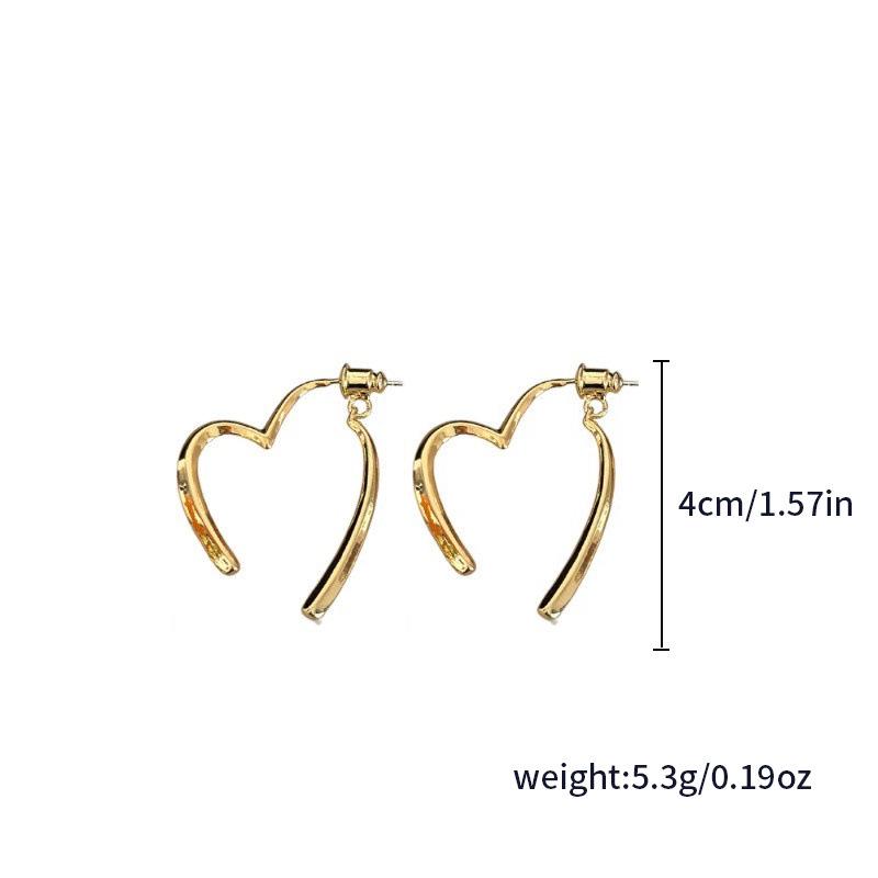 2025 Heart-Shaped Stud Earrings: Unique Light Luxury, High-End Niche Design