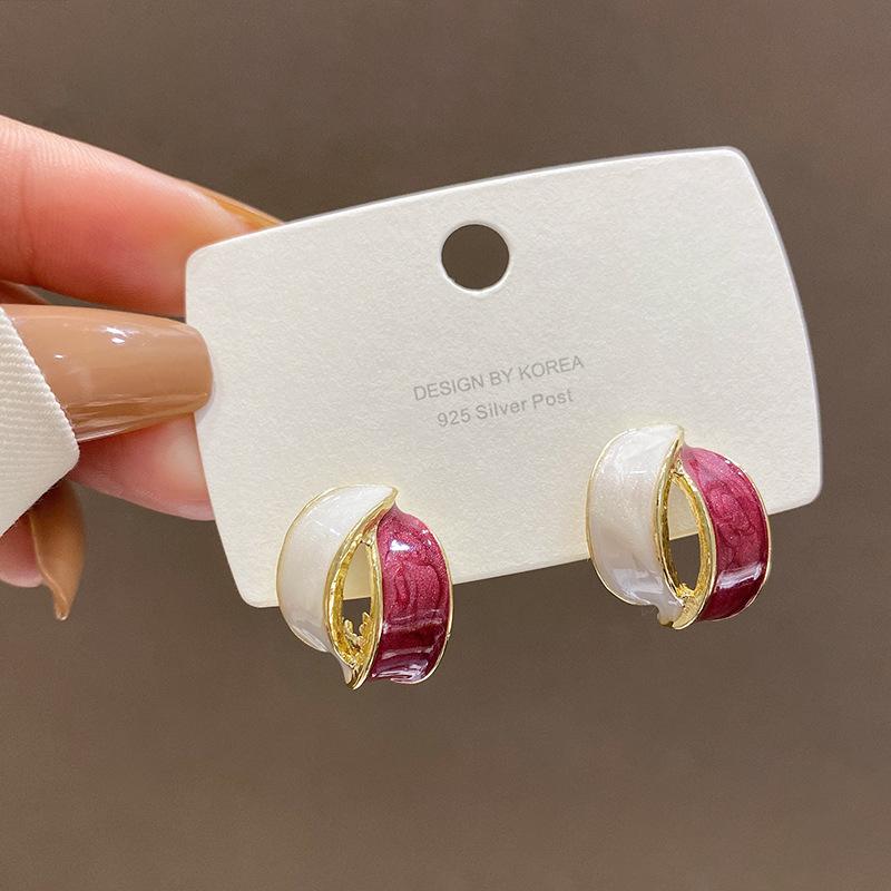 Korea Dongdaemun Dripping Oil C-shaped Stud Earrings Women's Simple Cold Wind Earrings 925 Silver Needle Ears