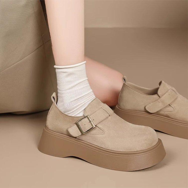 Vielseitiger kleiner Mann erhöht die Höhe der faulen Boken-Schuhe 2025 neue Herbst-Retro-Einzelschuhe beliebte Plateau-Birkenstockschuhe Damen