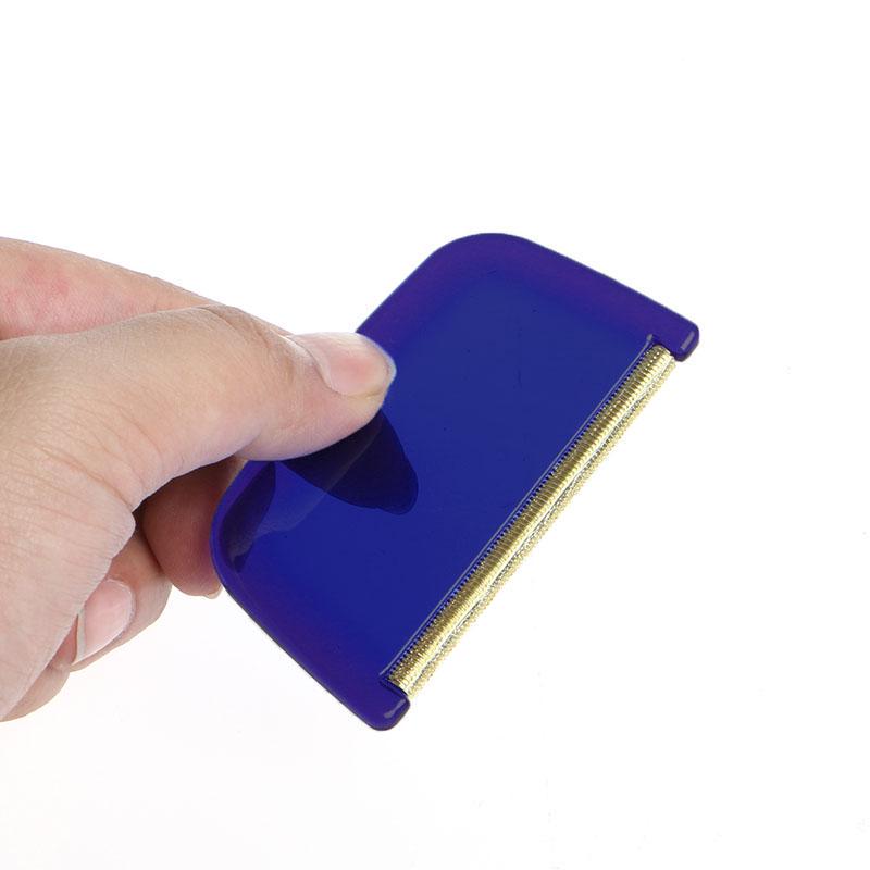 A Device for Removing Lint From Clothes