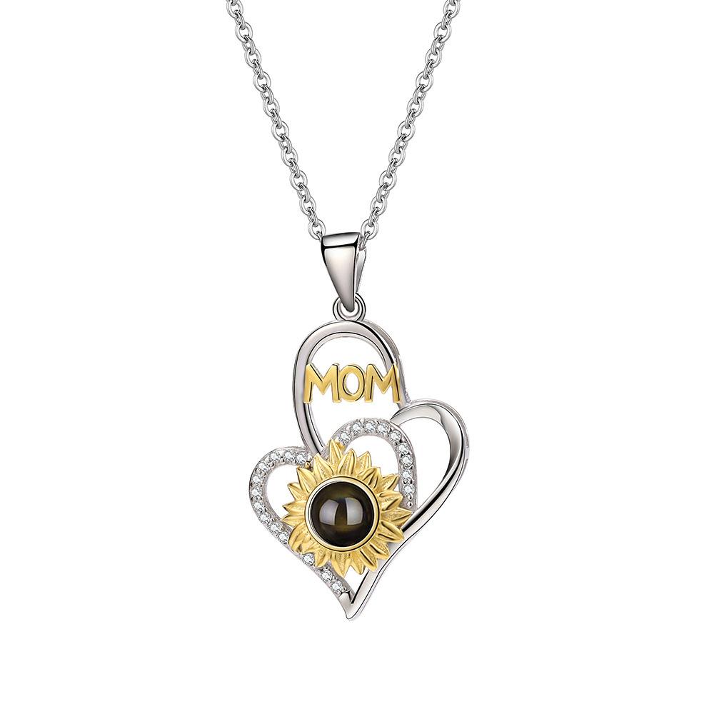 

Simple Sunflower Female Projection Necklace Suitable for Mother s Gifts