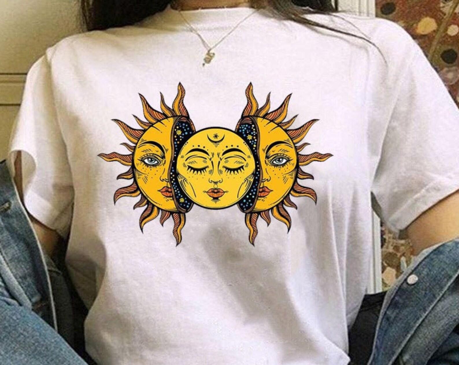 Sun Moon Graphic T-Shirt: Celestial Drawing Tee M