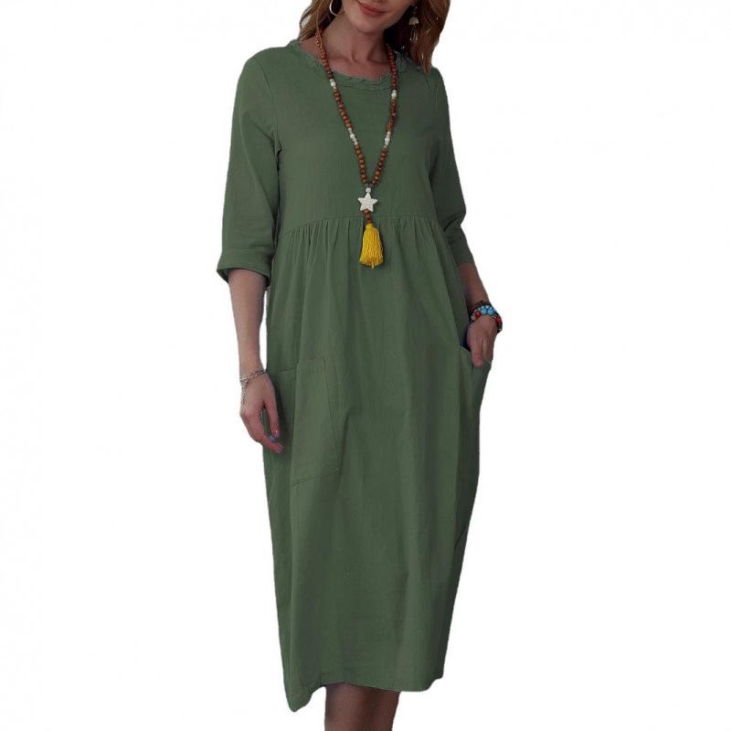 Elegant Women's Mid-Length Solid Color Dress with 3/4 Sleeves and Round Neck