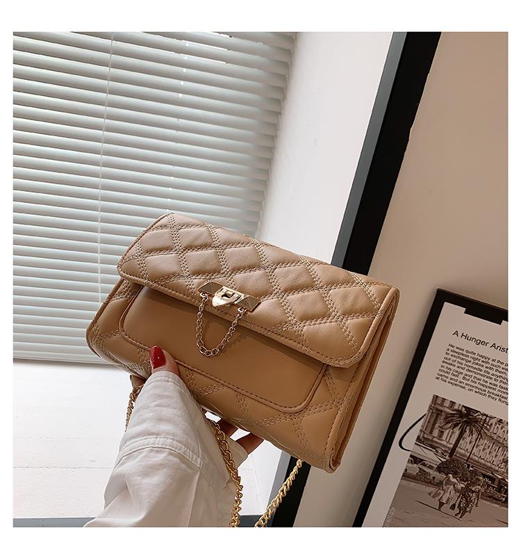 

Темпераментная ретро модная сумка на плечо женская 2025 новая простая трендовая ромбовидная цепочка кроссбоди маленькая квадратная сумка хаки
