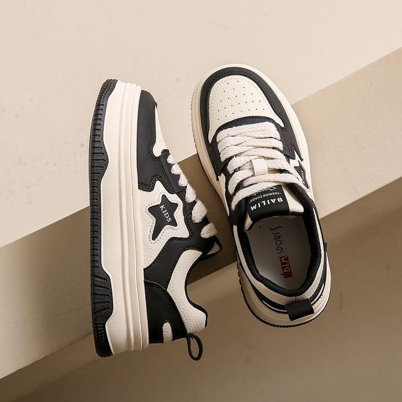 Women Platform Sneakers Star Design Lace Up Skateboard Flat Outdoor Comfortable Running Sports Shoes Tennis Jogging Sneakers