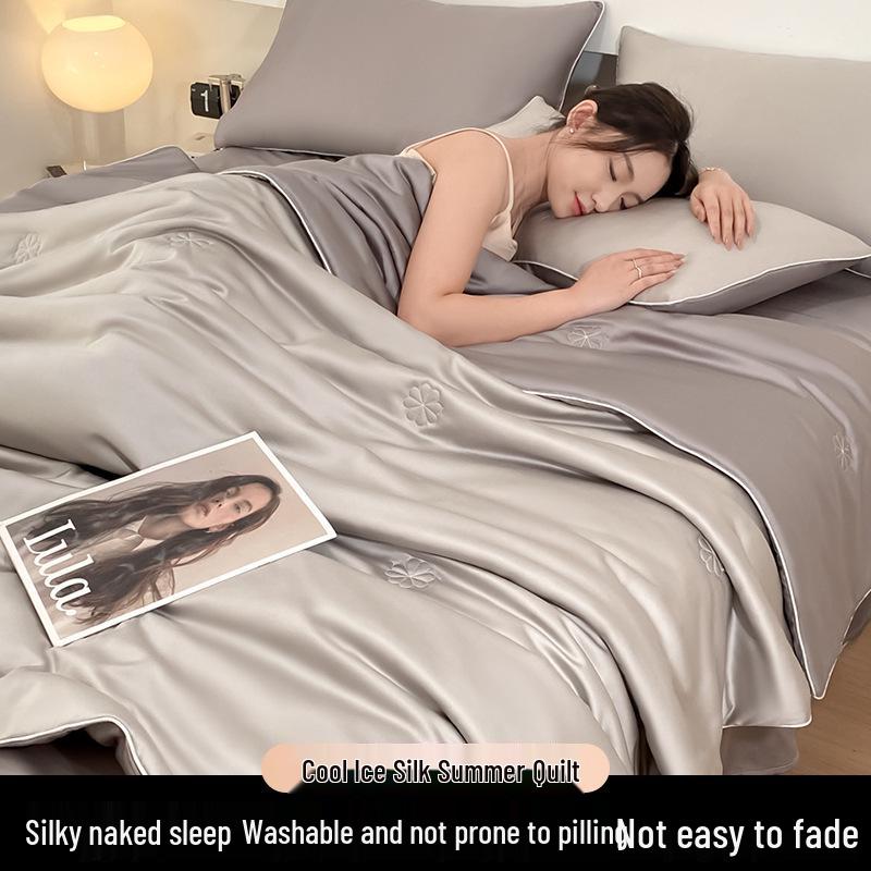 Sommerdecke aus Eisseide: Vierteiliges Set, Dünn & Atmungsaktiv, Einzel-/Doppelbett, Maschinenwaschbar