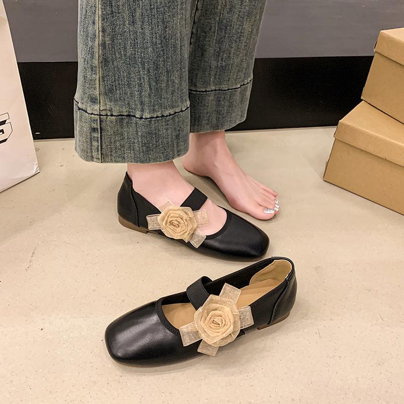 Flat bottom gentle Mary Jane single shoes women's shoes 2025 spring and autumn French flowers with skirt ballet evening shoes