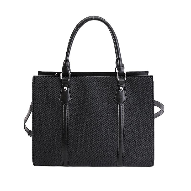 

Fashion handbag New casual versatile messenger bag Large capacity commuter women s shoulder bag чёрный