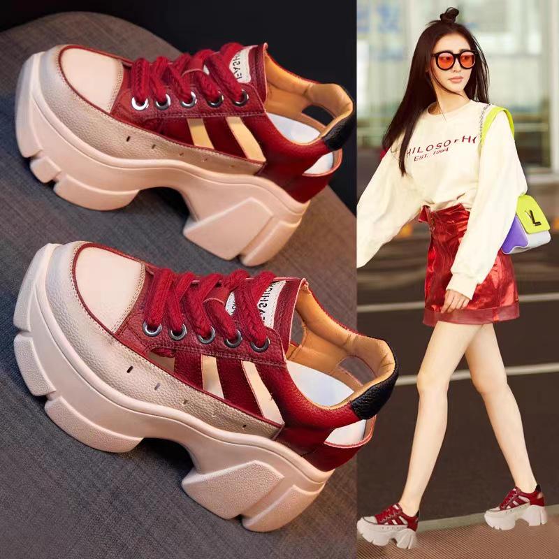 Women's Chunky Heel White Peep-Toe Sandals - Summer 2025: Hidden Heel, Breathable, Petite Roman Style