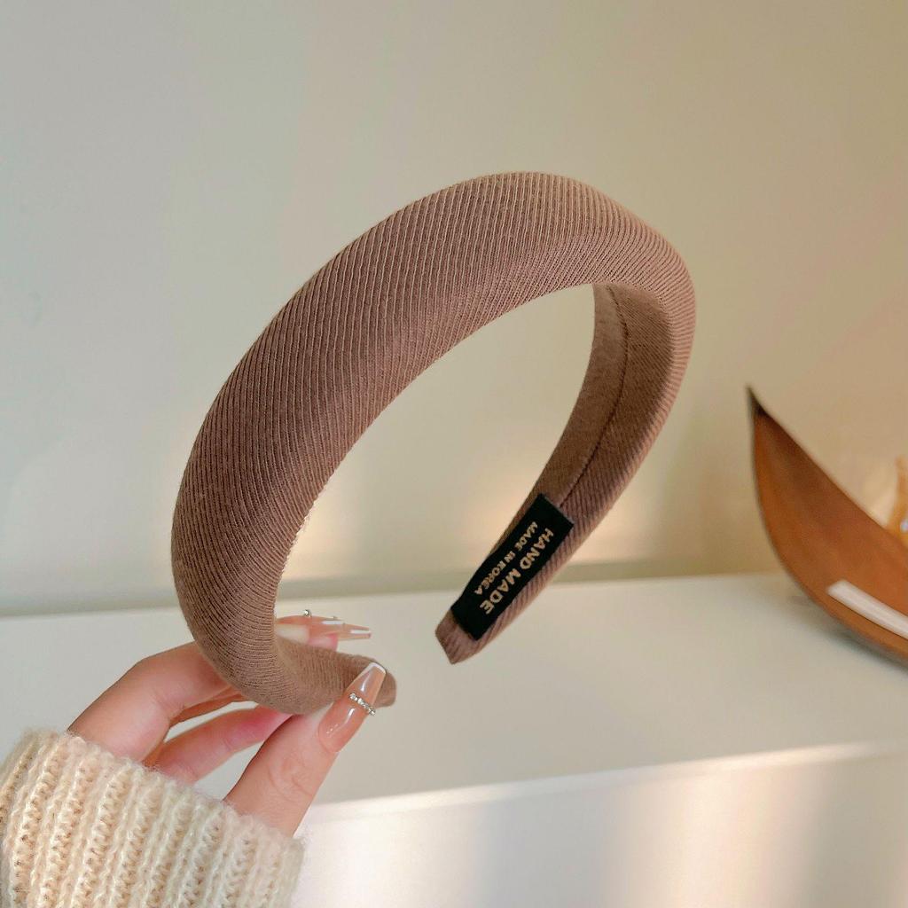 Soft Fluffy Headband - Retro Niche Sweet Commuting Hair Accessory for Autumn/Winter