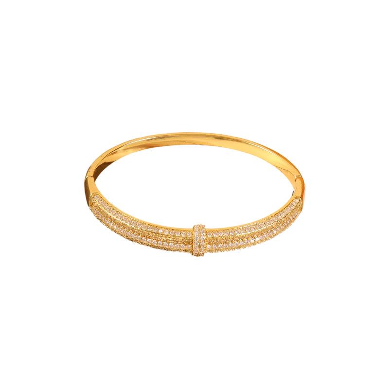 Elegante Braccialetto con Diamanti di Cristallo: Bicolore Oro e Argento, Lusso Leggero, Design Versatile