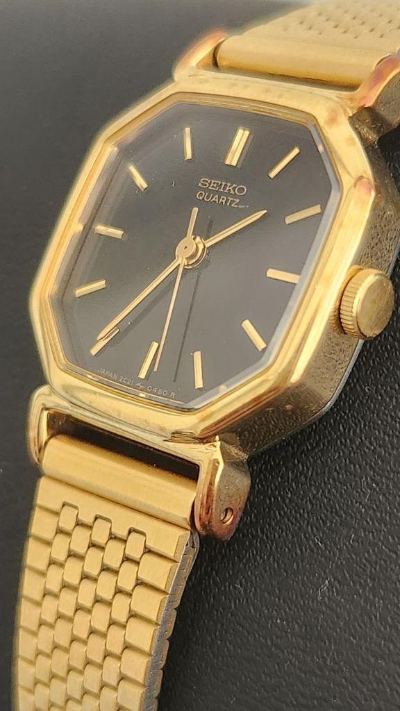 [USED] Beautiful SEIKO Watch In Working Gold.