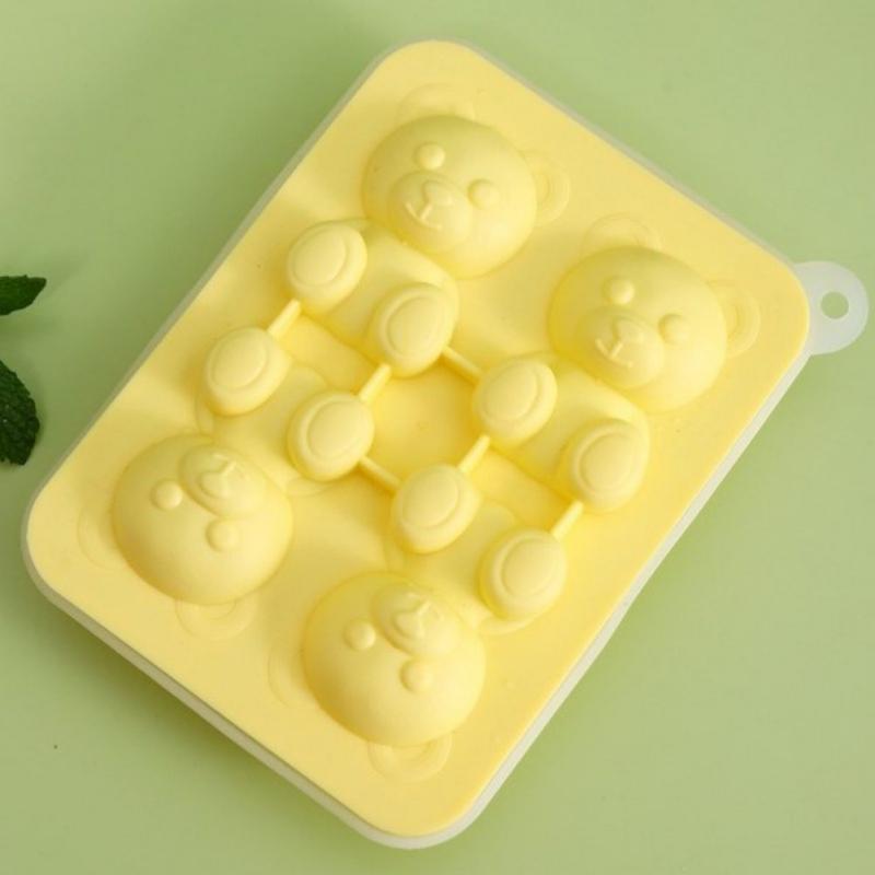 3D Cute Teddy Bear Ice Cube Making Mold With Funnel Silicone 4 Cavity Bear Ice Cube Trays For Whiskey Wine Cocktail Ice Ball