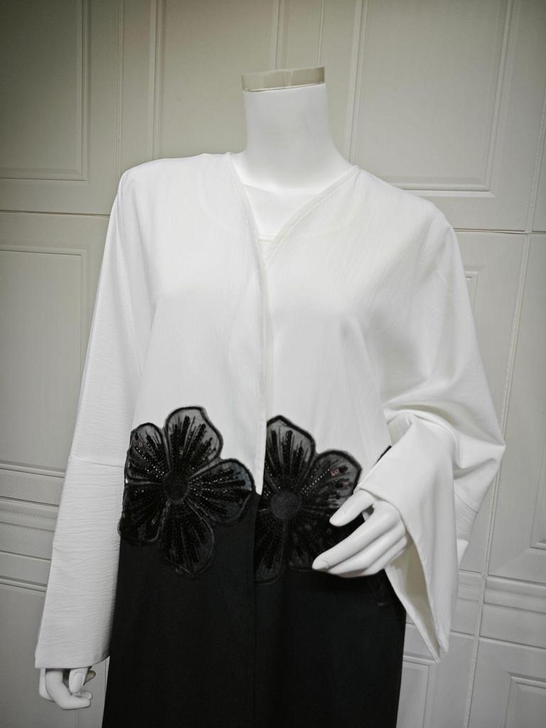 MQ210 Elegant 3D Applique Crinkle Abaya Cardigan for Modest Fashion