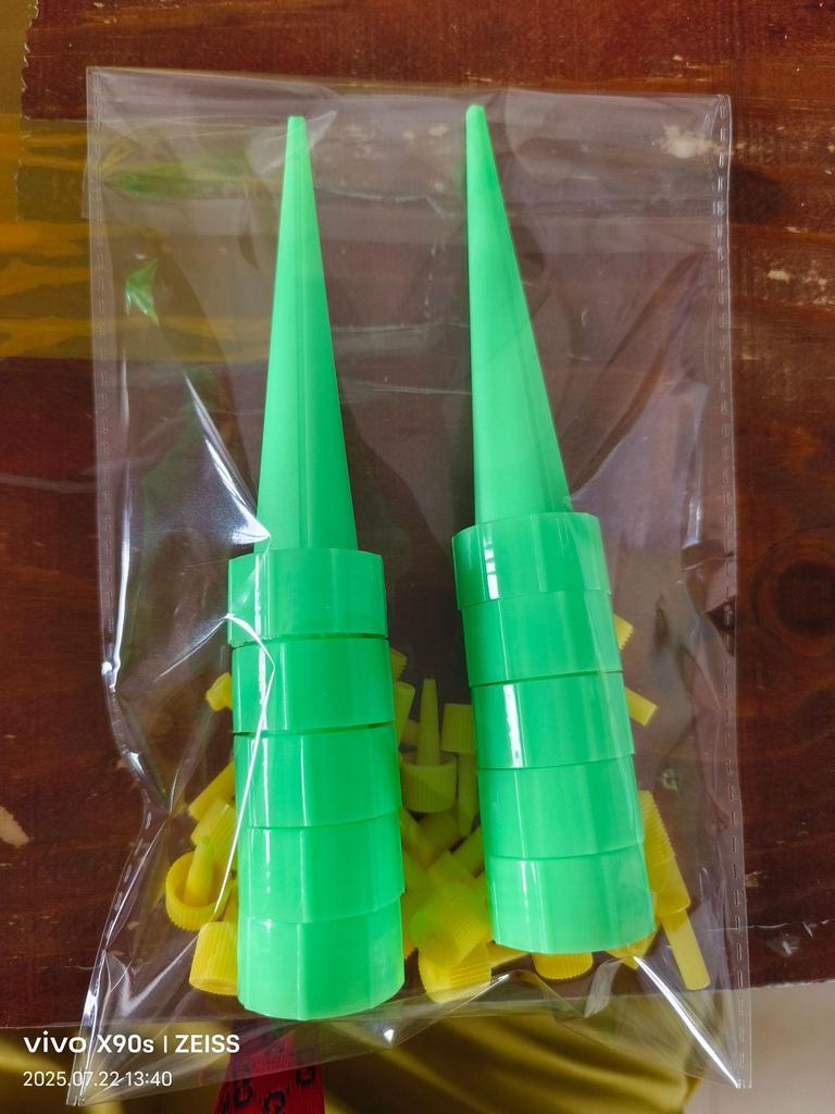 Adjustable Automatic Watering Device for Home & Balcony Plants