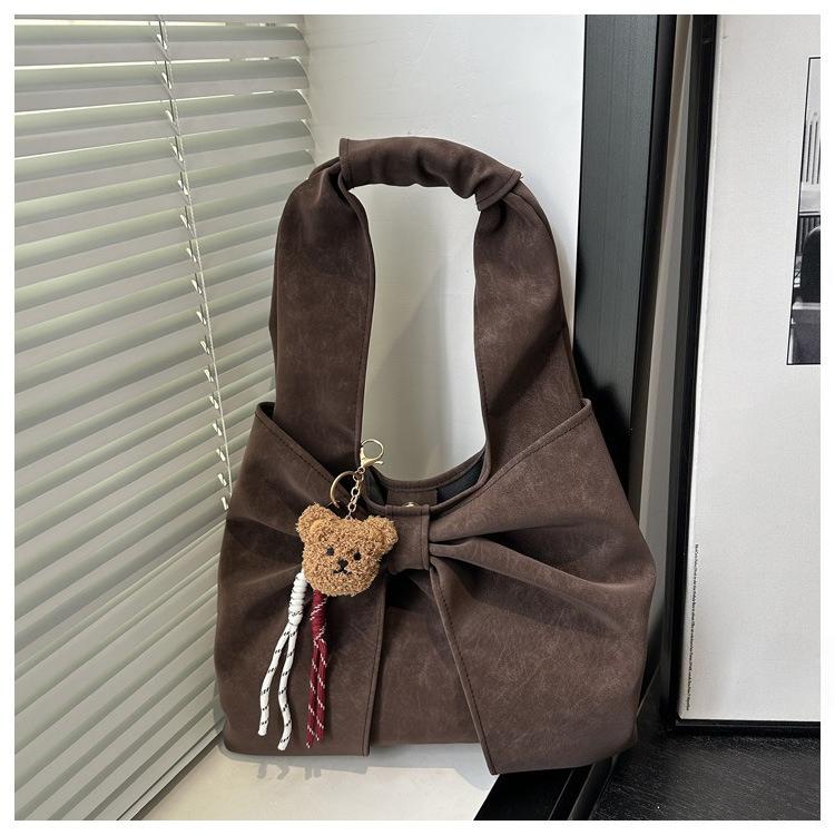 A Design With A Niche Bow Unique Fashionable And Stylish Largecapacity Singleshoulder Underarm Tote Bag