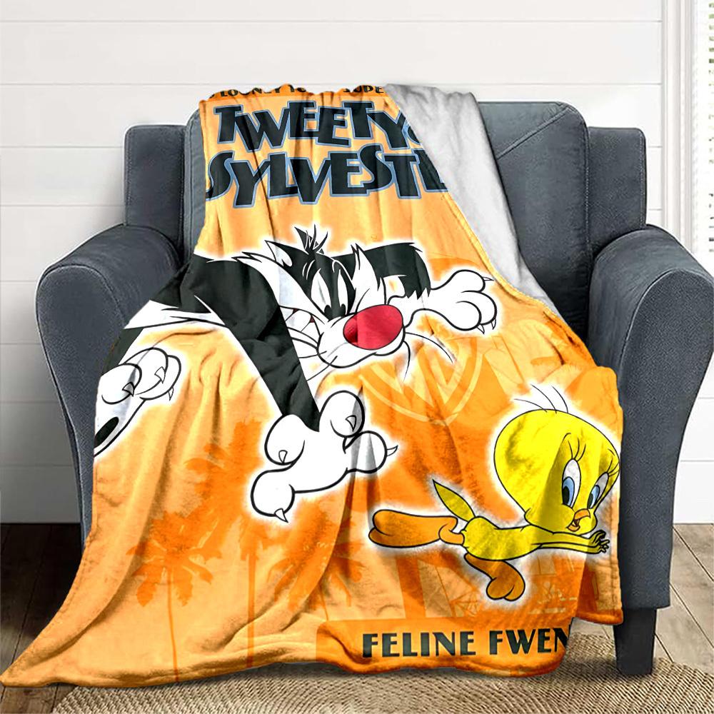 1pc Tweety Sylvester Looney Tunes Soft Skin-Friendly Flannel with Digital Printing, Various Sizes Available for Family, Friends, Birthday001