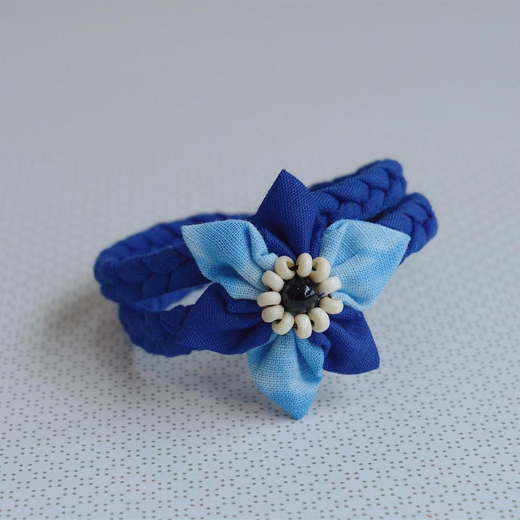 Yunnan Dali Handgefertigtes Ethnisches Batikstoff-Armband - Blau & Weiß Reiseschmuck