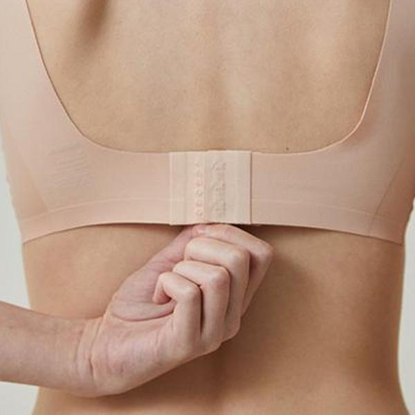 Wearing Natural Seamless Bra (2 COLORS)