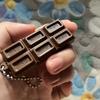 Heißer Japanischer Stil Simulierte Meiji Schokolade Fidget Spielzeug Biegsam Schnapp Geräusch Linderung Schlüsselanhänger Anhänger Kreatives Geschenk S