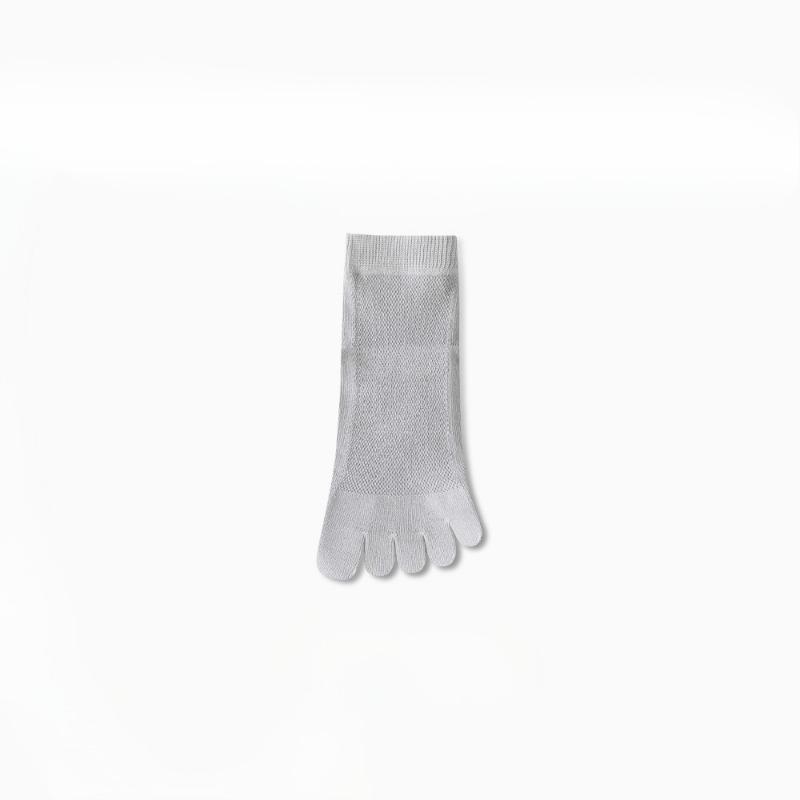 Men's Spring and Summer Mesh Breathable Sports Moisture Absorption Short Tube Five Finger Socks