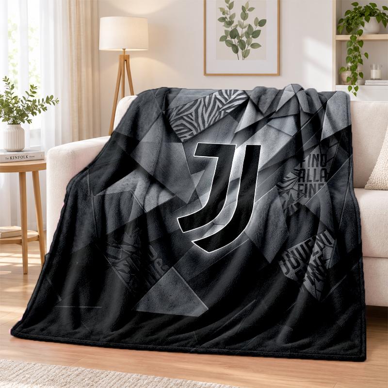 Juventus FC Printed Flannel Blanket Warm Comfort Bed Throw For Indoor Home Decoration