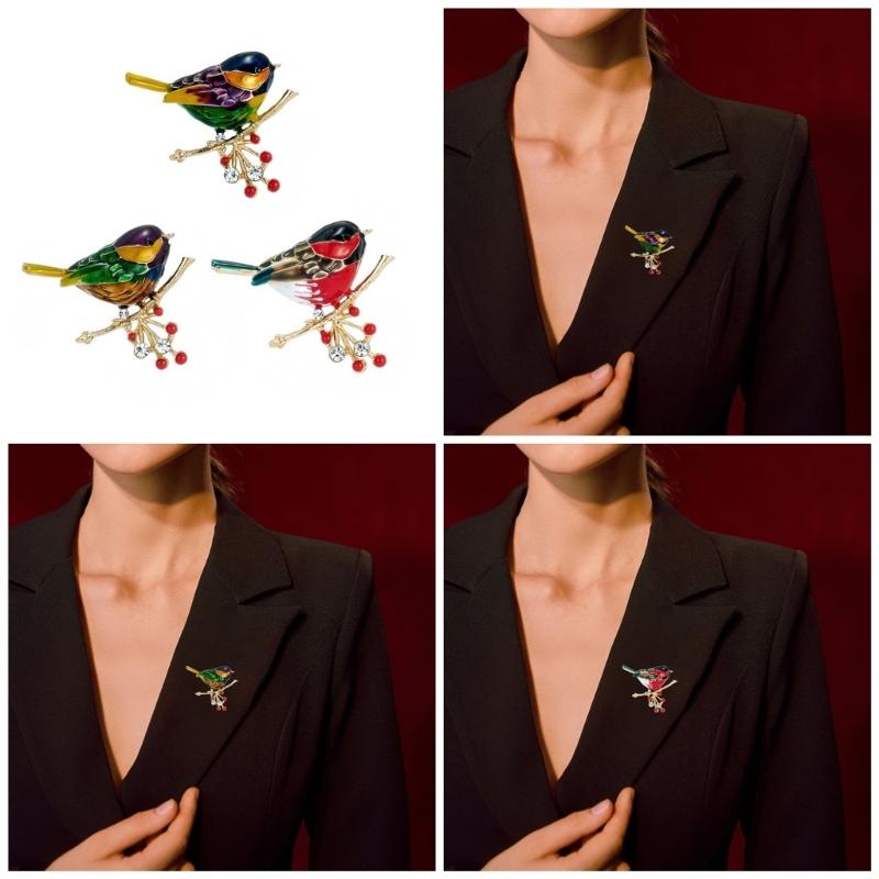 Elegant Sturdy Alloy Sparrow Brooch with Rhinestones Detailing Ornament for Fashionable Women and Special Occasions