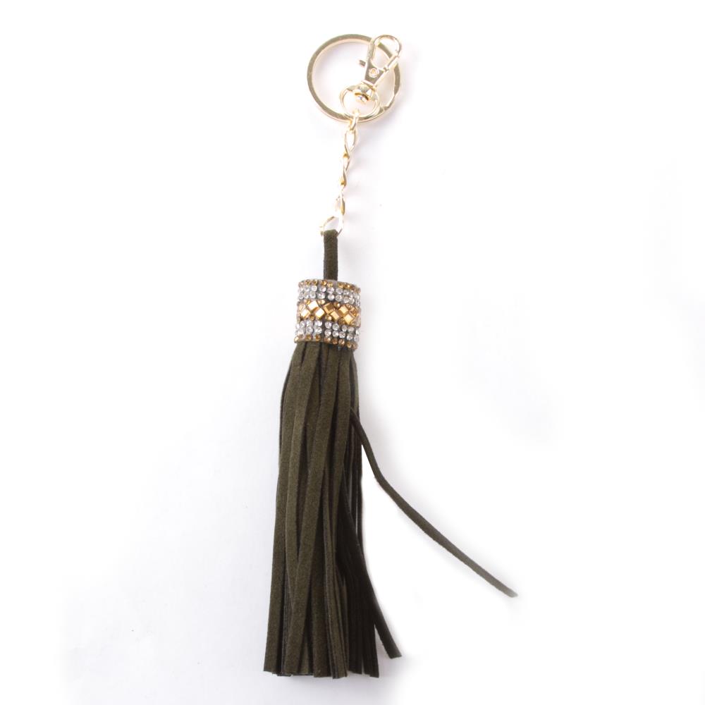 

Брелок-бижутерия с кисточками