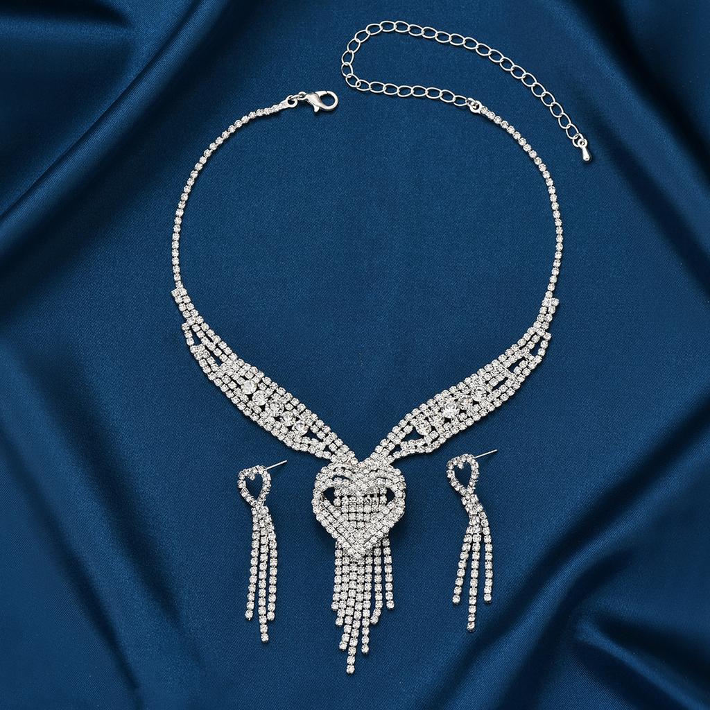 3 Stück Zirkon Set Hochzeit Liebe Form Damen Ohrringe Halskette Wunderschöner Zirkon Date Geschenk