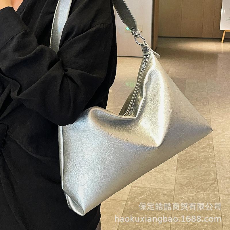 Simple Large-capacity Bag Women's 2025 New Fashion Versatile Casual Shoulder Bag Student Commuter Messenger Tote Bag