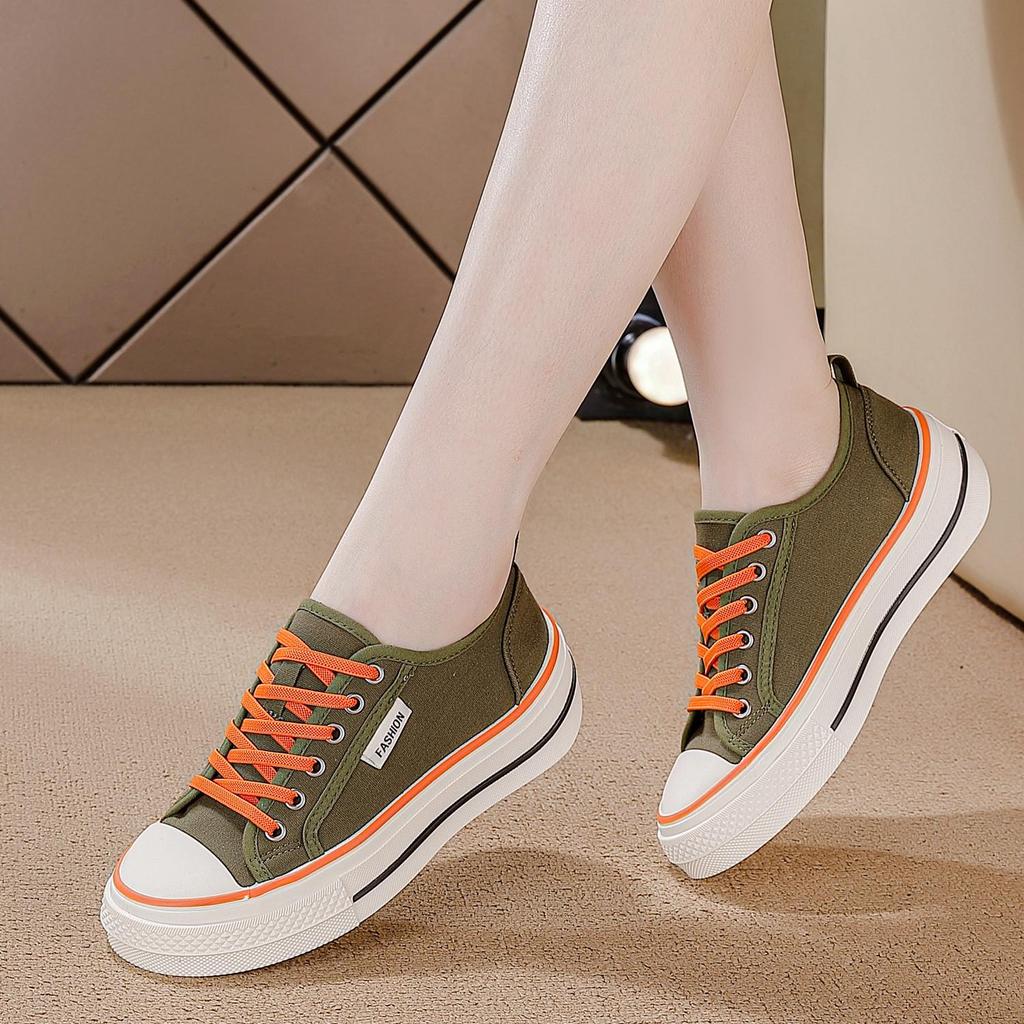 2026 Koreanischer Stil Damen Low-Top Canvas Schuhe - Einfarbige, Leichte, Flache Sohle, Trendige Laufschuhe für die Freizeit