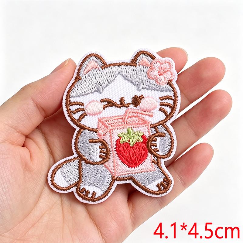 Cartoon Cute Small Animal Embroidered Iron On Patch DIY for Hats Jeans Backpack Clothing Sew Sticker Decoration Cap