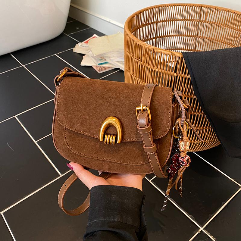 Retro Woman Small Leather Saddle Armpit Bags For Women Winter Shoulder Crossbody Bag Ladies Vintage  Handbags