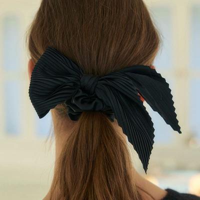 Murmur Pleats Ribbon Hair Scrunch