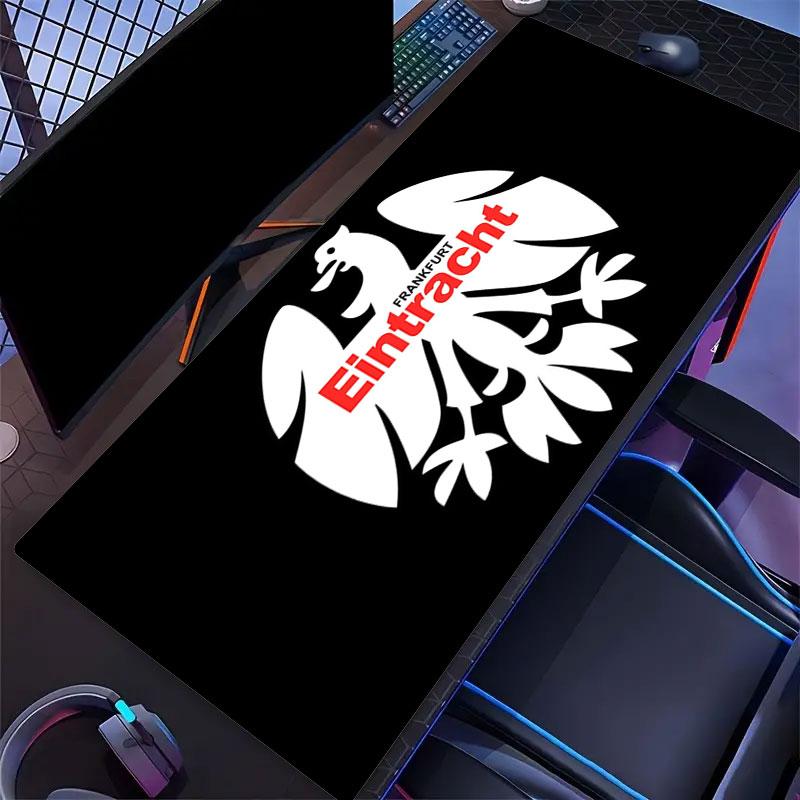 Eintracht Frankfurt Mauspads, Große Gaming-Schreibtischmatte, Rutschfestes XXL-Mauspad für Laptop & Tablet, Mini-PC-Spielmatte mit genähten Kanten