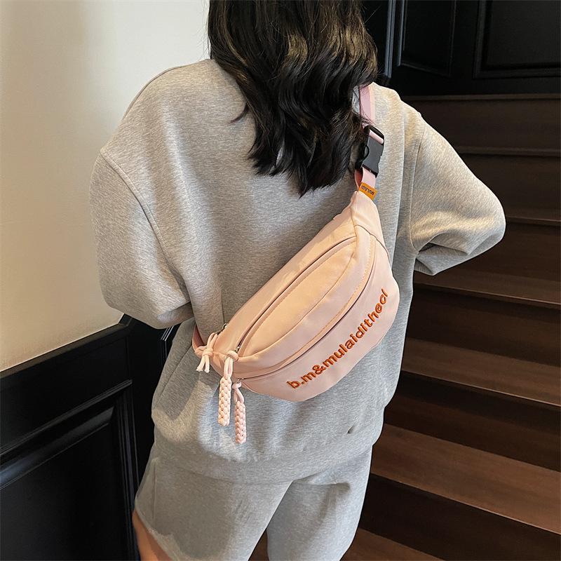 Premium Textured Breast Bag Women'S Trendy Fashion Sports Shoulder Bag Casual Versatile Slanted Shoulder Bag