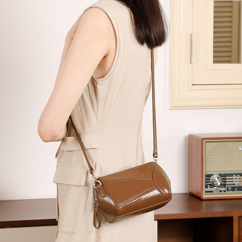 Vegetable Tanned Cowhide Retro Geometric Splicing High-end New Leather Versatile Fashion Single Shoulder Crossbody Woman