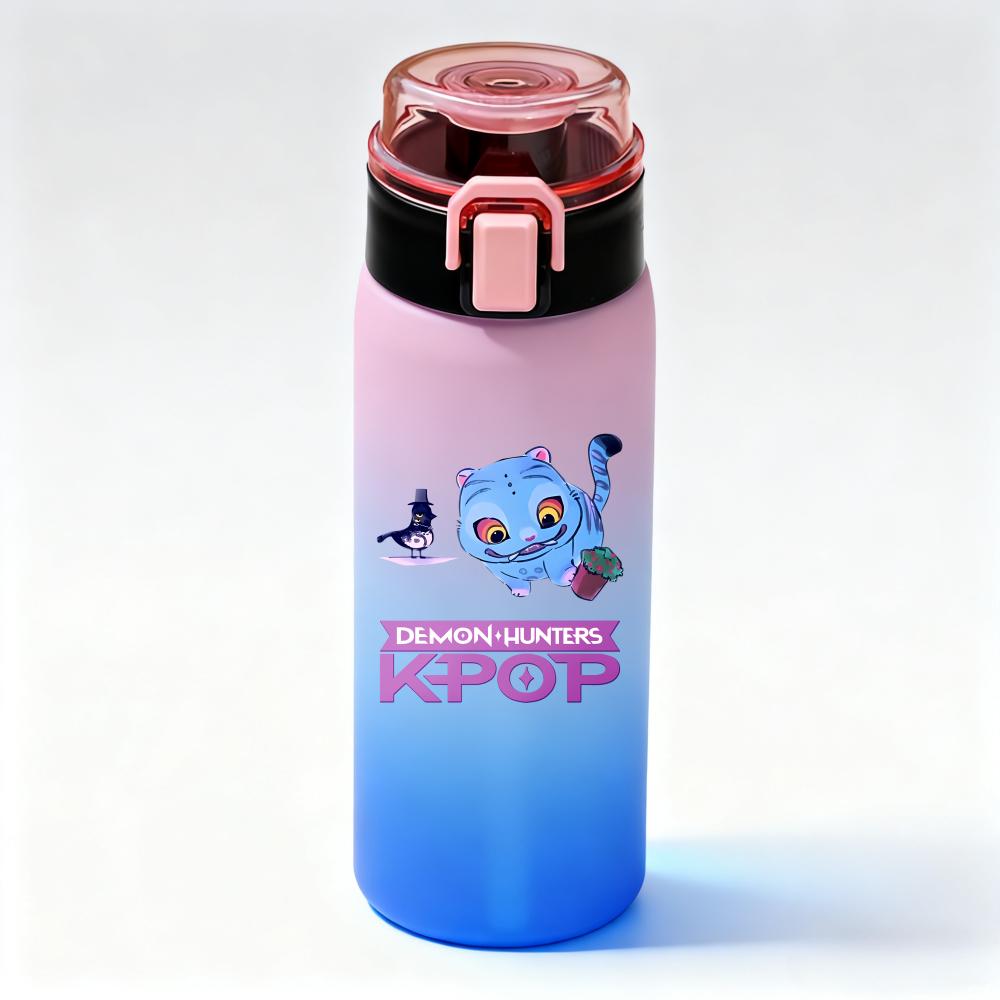 KPop Demon Hunters Gradient Water Bottles High-capacity Drinking Straw Cup Portable Girl Outdoor Office School 500ml Kid Friendly Entertaining Fun