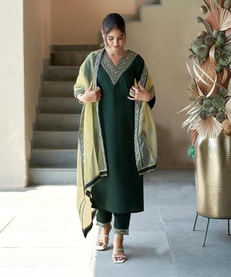 Women Designer Party Wear Silk Blend Salwar Suit Indian Bollywood Top Tunic Kurta Pant Dupatta