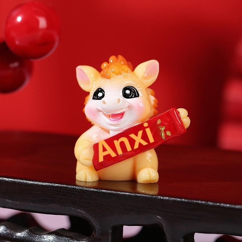 Pack of 1/2 Lifelike Chinese Zodiac Horse Ornaments, 2026 Resin Miniature Mascot Figures