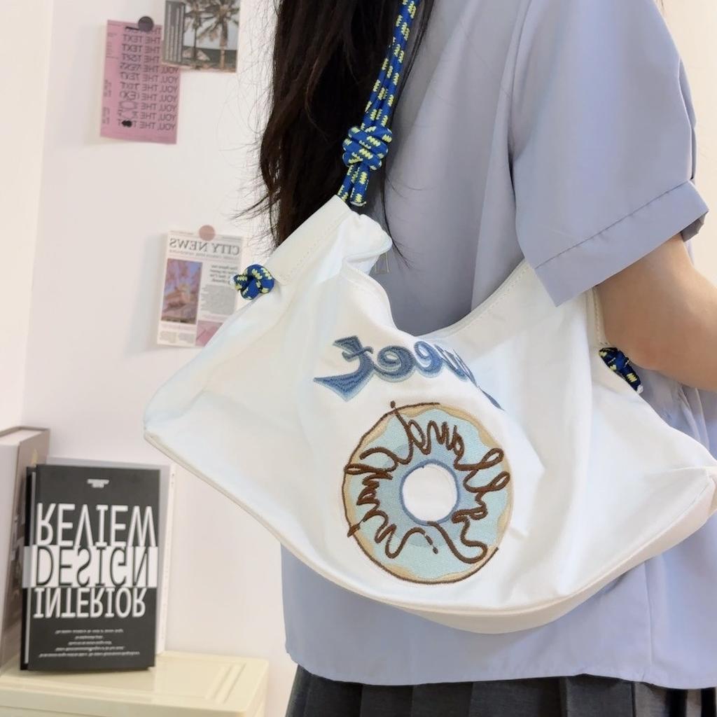2025 summer Yi Mengling same embroidered cartoon letter canvas bag tote bag single shoulder crossbody zipper student girl